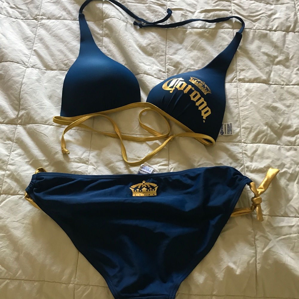 Corona bikini never worn size M